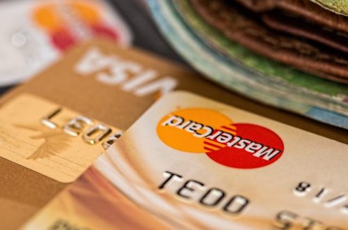 Best Travel Credit Cards in 2025 for Flyers
