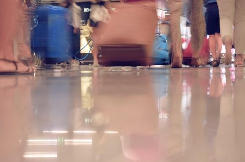 Save Money on Flights with Kids in 7 Smart Ways